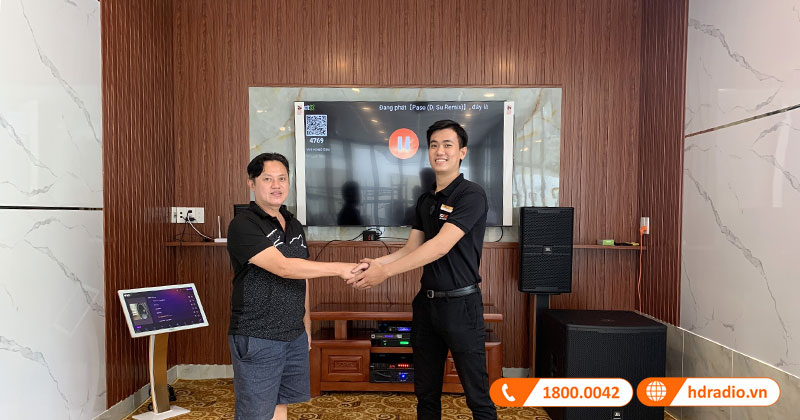 Lắp Dàn Karaoke cao cấp trị giá hơn 139 triệu đồng cho anh Tân ở Quận 7, Hồ Chí Minh (JBL KP4012G2, Eon 718S, JBL KX180A, VM300, Crown XLI2500, VietK 22inch, Plus 4TB, Kiwi S803A)