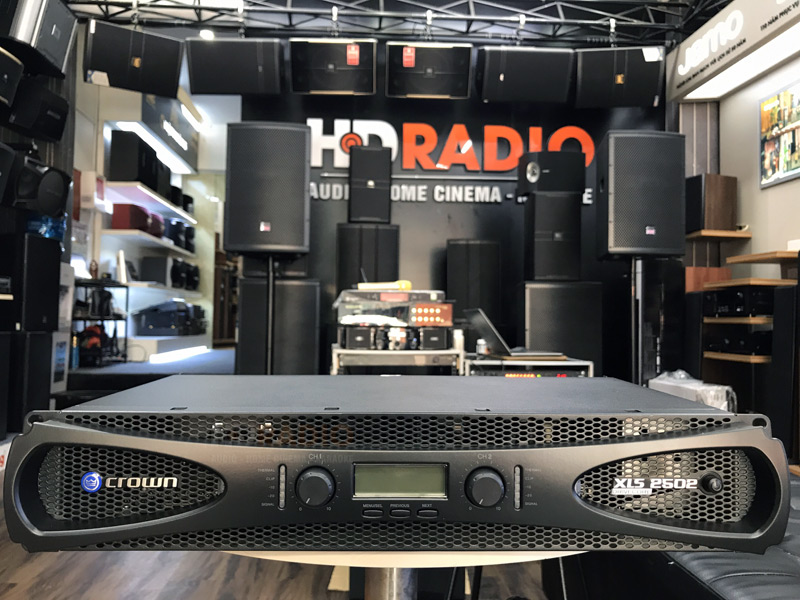 Cục đẩy công suất Crown XLS 2502, 440W x 2 Kênh-1