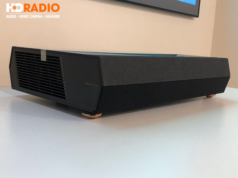 Máy chiếu 4K Siêu gần Optoma CinemaX P1-20