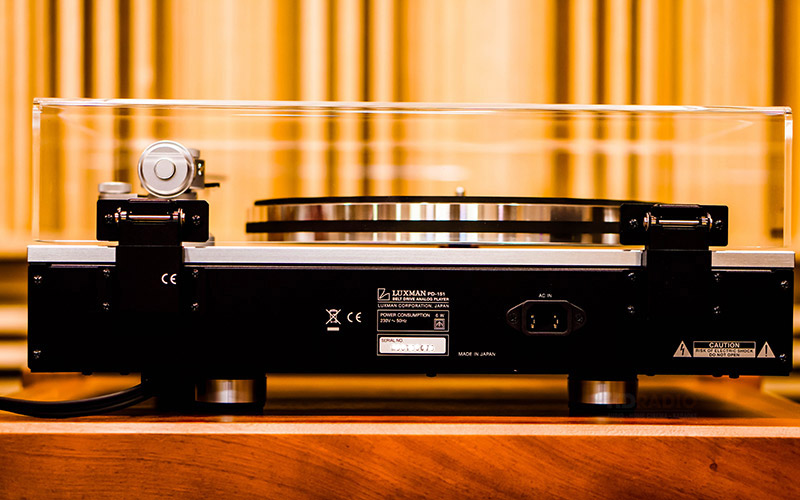 Đầu đĩa than Luxman PD151-11