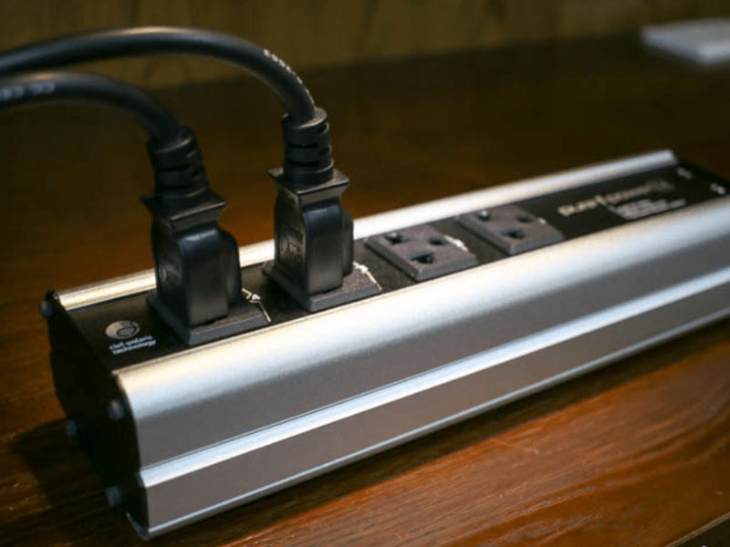 Ổ điện Clef PurePOWER 4-1