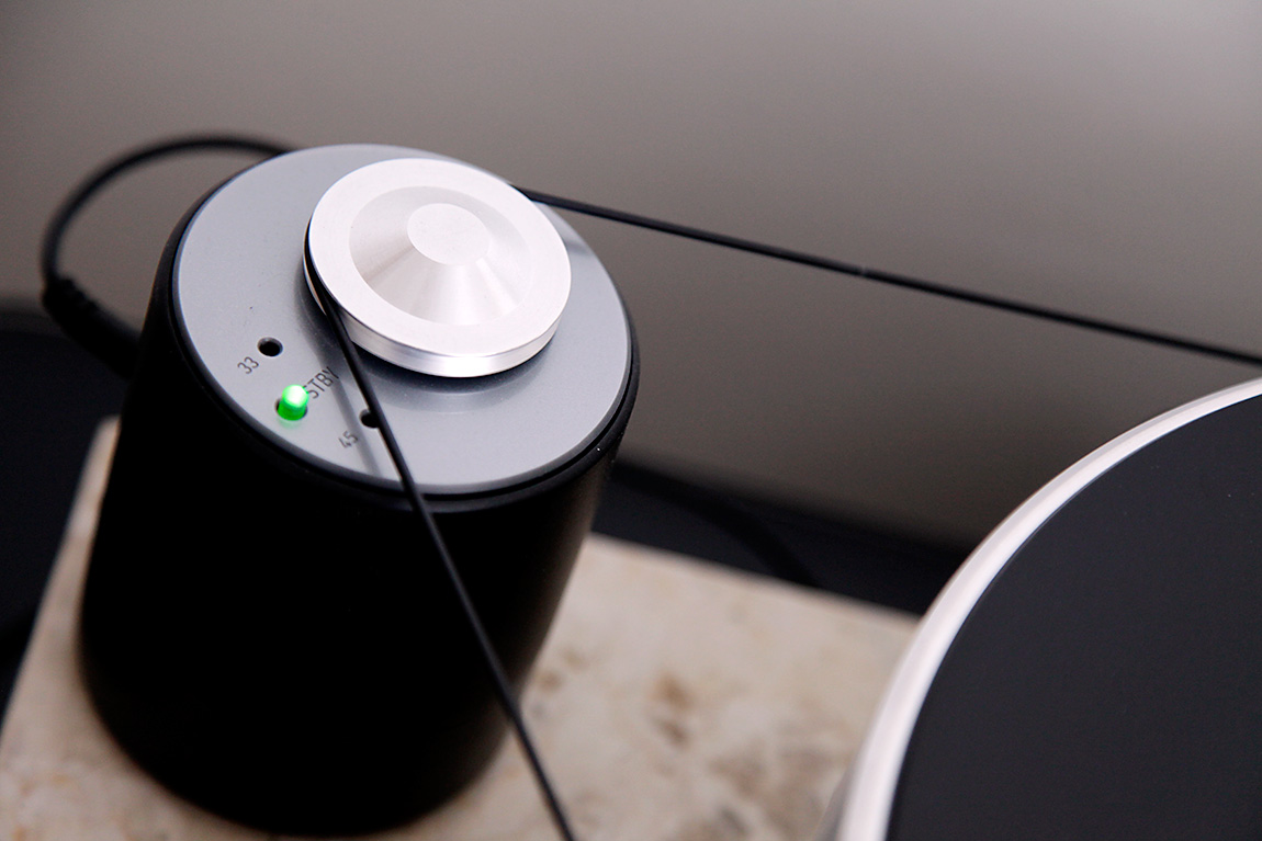 Đầu Đĩa Than Pro-Ject RPM 9 Carbon, RCA (33, 45 RPM)-4