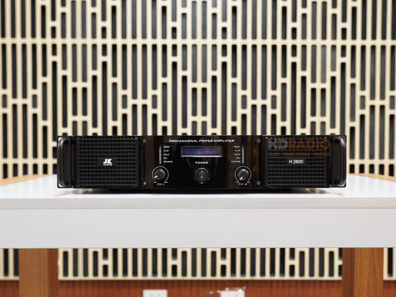 Cục công suất JKAudio H2600, 600W x 2 Kênh, Class H