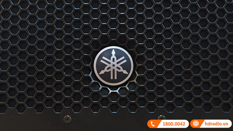 Loa Yamaha Stagepas 1K-4