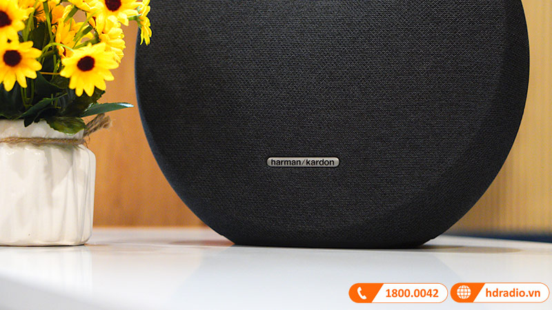 Loa Harman Kardon Onyx Studio 5-11