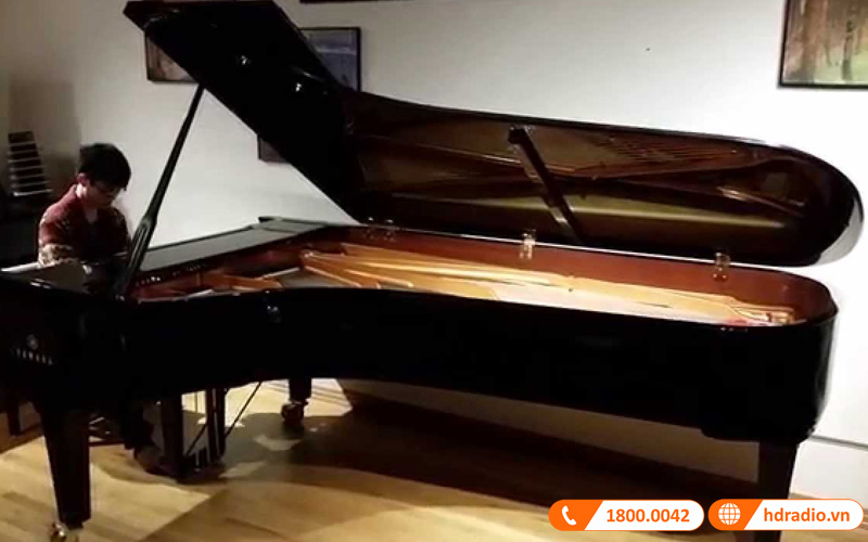 Đàn Piano Yamaha CFX-26