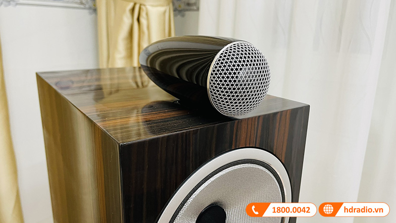 Loa B&W 702 Signature-8