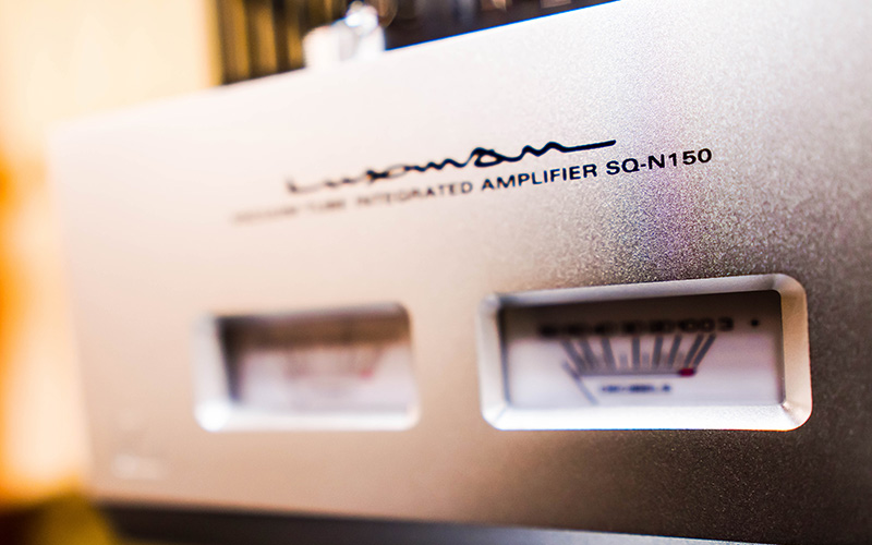 Amply đèn Luxman SQ-N150-31