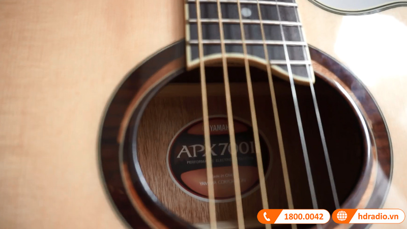 Đàn Guitar Yamaha APX700IIL-17