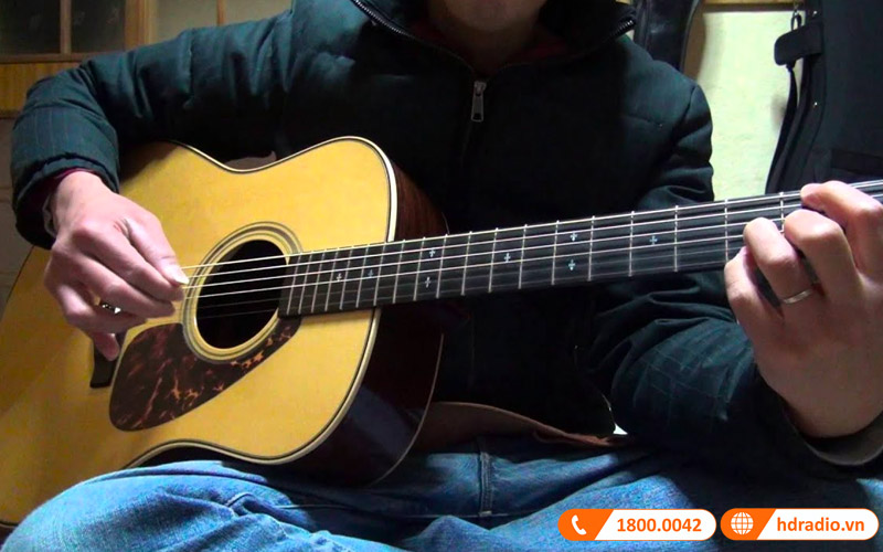 Đàn Guitar Yamaha LL26 ARE-9