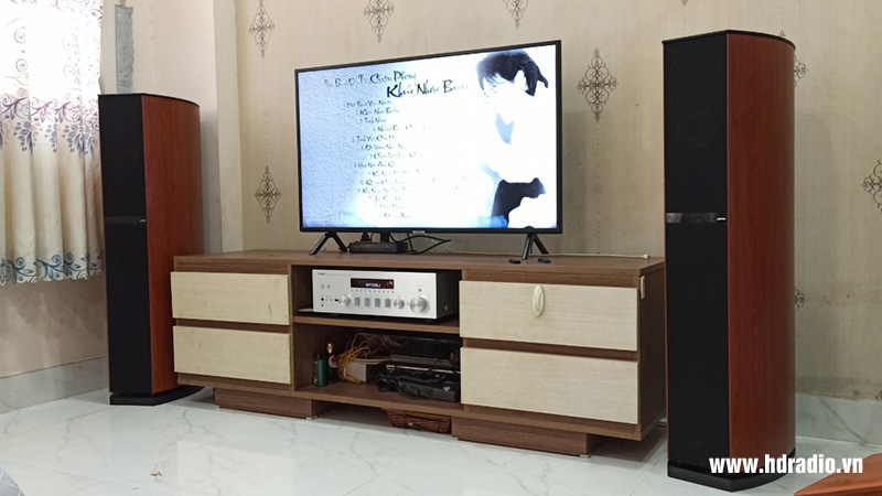 dàn nghe nhạc sử dụng loa Jamo D590