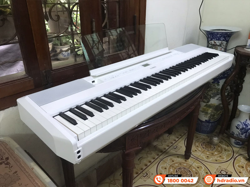 Bàn giao đàn piano Yamaha P525 gần 43tr cho anh Hưng