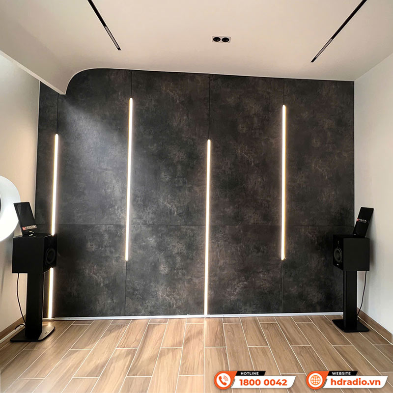 Bàn giao và lắp đặt Hệ thống âm thanh, trình chiếu