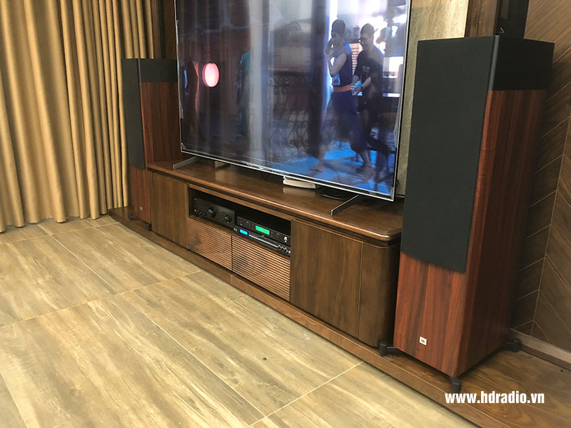 Lắp dàn nghe nhạc và hát karaoke JBL hay cho chị Thúy ở Hà Nội (Loa JBL Stage A190, Amply Denon PMA 800NE, Vang số chỉnh cơ KIWI KD9000, Micro không dây JKAudio B4)