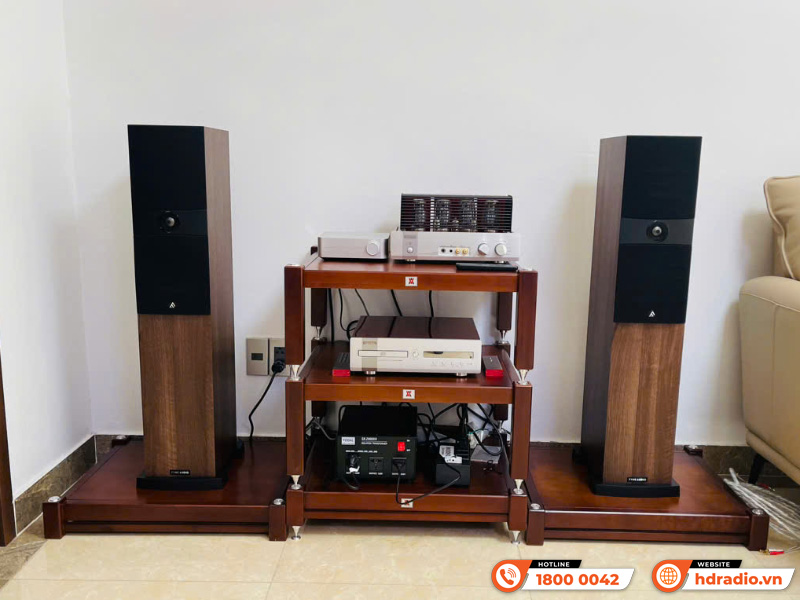 Dàn nghe nhạc của anh Thuận