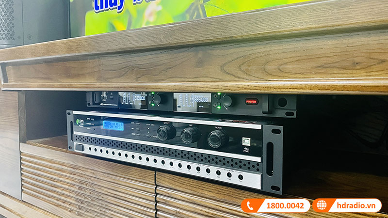 Dan karaoke cua anh Son Dan karaoke cua anh Son