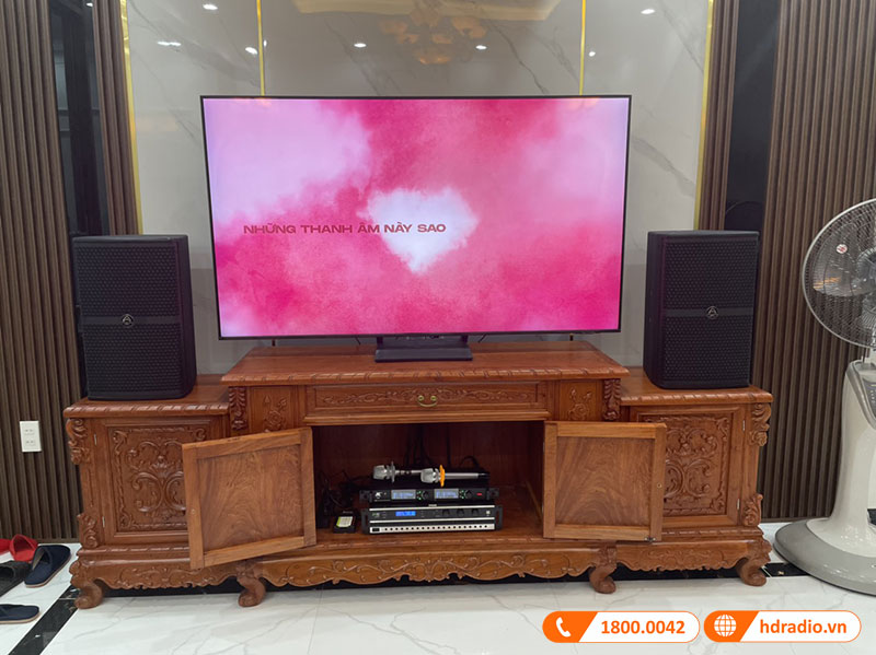 Anh thuc te dan karaoke Wharfedale HK30