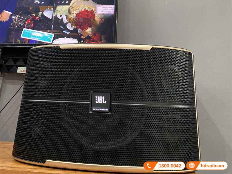 Dan karaoke cua anh Hoang o Binh Tan, TPHCM