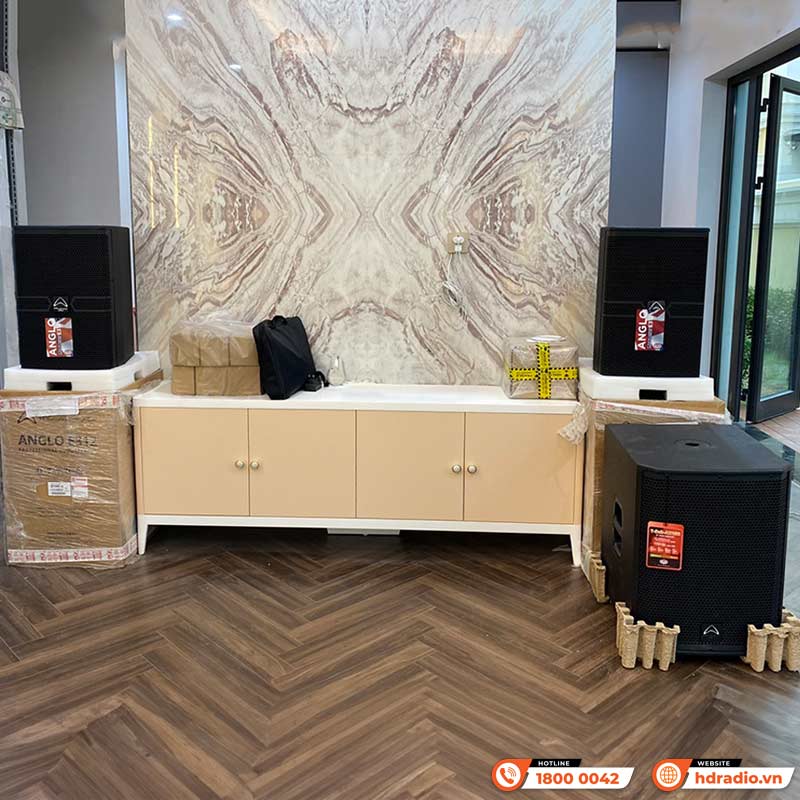 Lắp đặt Dàn Karaoke cao cấp HDR55 kết hợp Sub Wharfedale AX15B cùng bộ Đầu màn VietK trị giá hơn 136 triệu đồng cho anh Minh