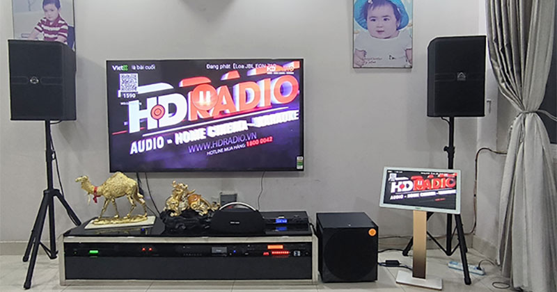 Lắp dàn karaoke đẳng cấp trị giá 155 triệu đồng cho anh Hưng ở quận Tân Bình, Hồ Chí Minh (Kiwi S803A, VietK 22inch, VietK Plus 4TB, Focal 600P, JKAudio B9, Wharfedale CPD3600, JKAudio X9900 Pro, Wharfedale Anglo E312)
