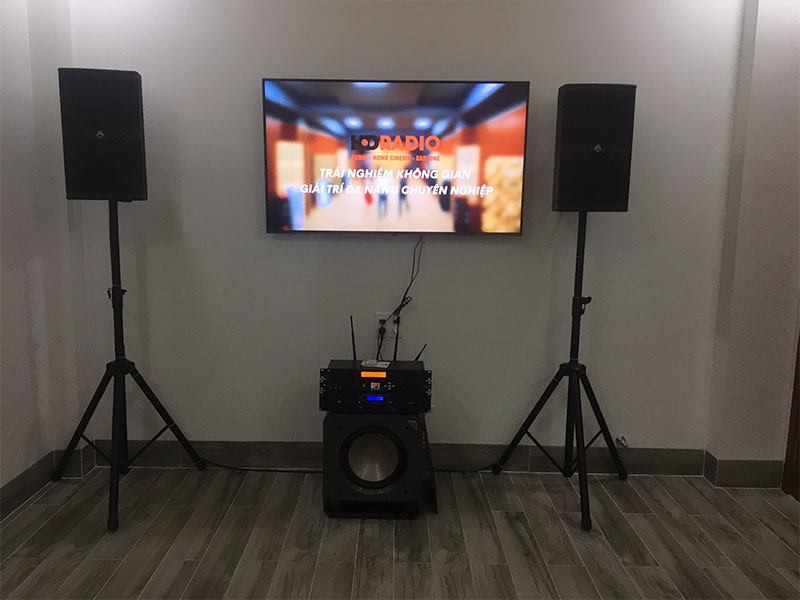 ảnh thực tế dàn âm thanh sử dụng Loa Sub Polk Audio HTS12
