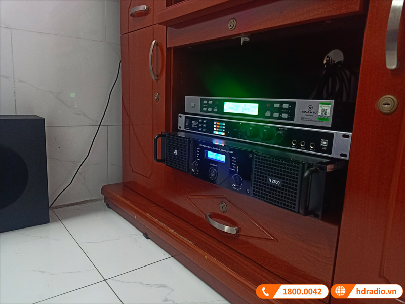 Lắp đặt dàn Karaoke trị giá gần 25 triệu đồng cho anh Việt Lắp đặt dàn Karaoke trị giá gần 25 triệu đồng cho anh Việt