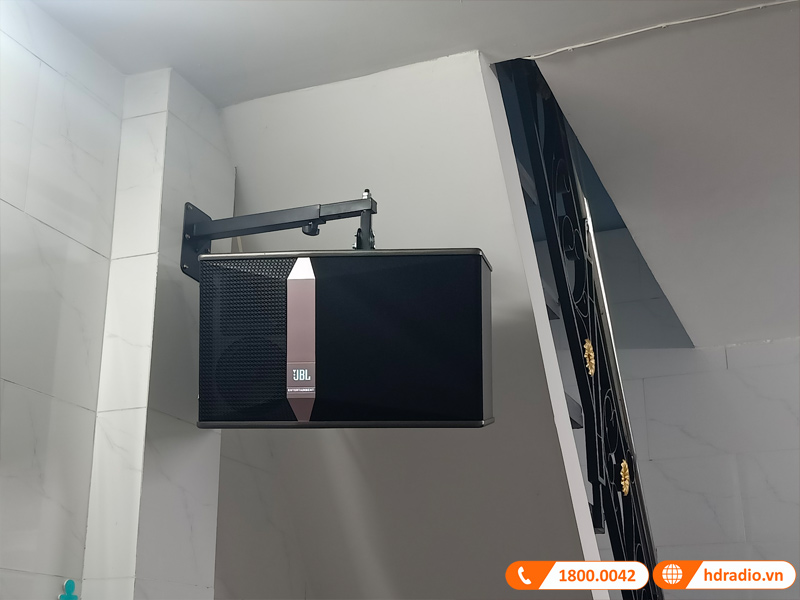 Lắp đặt dàn Karaoke trị giá gần 25 triệu đồng cho anh Việt Lắp đặt dàn Karaoke trị giá gần 25 triệu đồng cho anh Việt