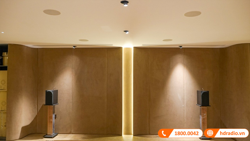 Lắp dàn xem phim giá gần 1 tỉ cho anh Lâm ở Hà Nội