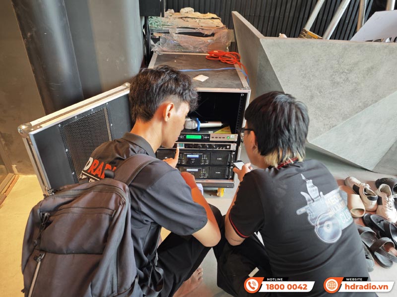 Dàn âm thanh quán Meow Billards 