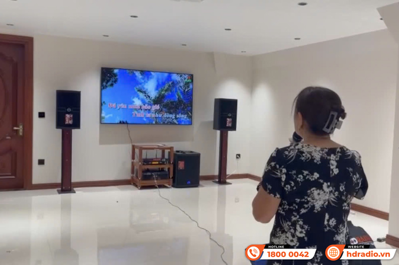 Dàn karaoke cao cấp HDR53 của anh Sơn Dàn karaoke cao cấp HDR53 của anh Sơn