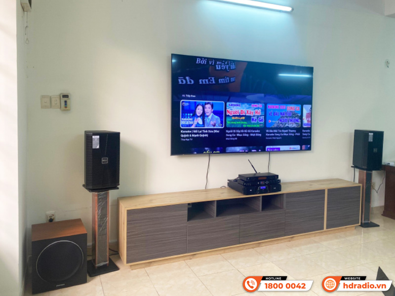 Dàn karaoke của chị Trâm Anh
