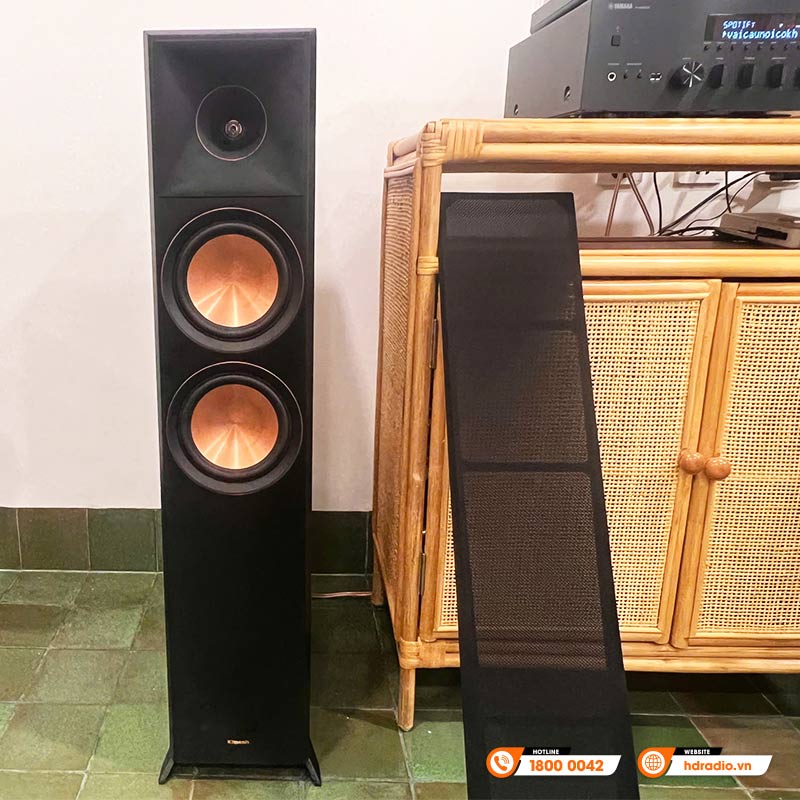 Dàn nghe nhạc của chị Huyền