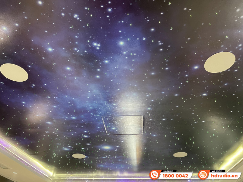  Dàn xem phim, nghe nhạc của anh Tuyến