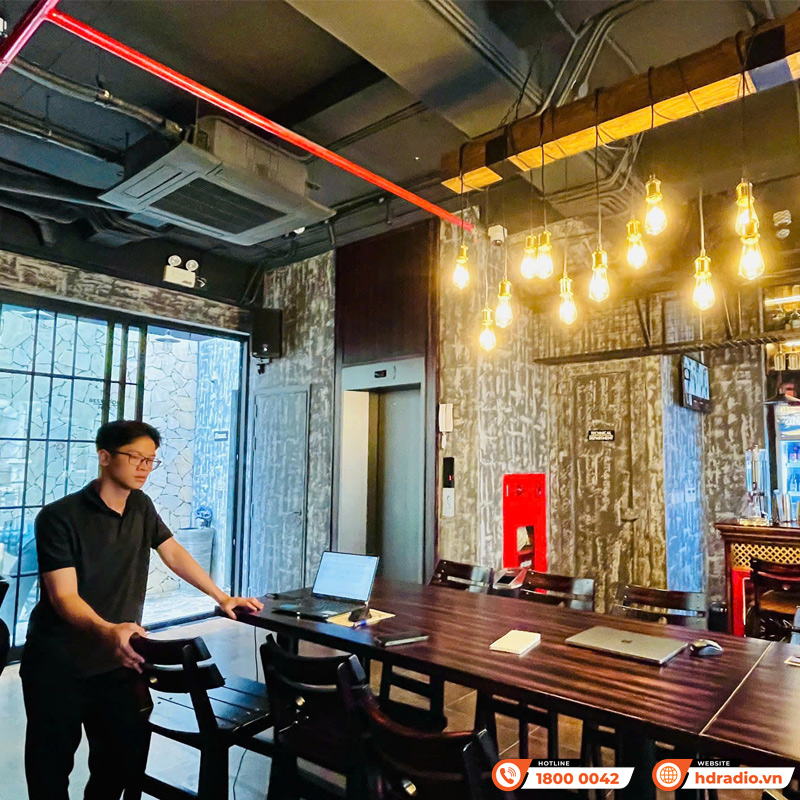 Lắp đặt hệ thống âm thanh cực chất trị giá hơn 92 triệu đồng cho quán Pub của anh Chiến