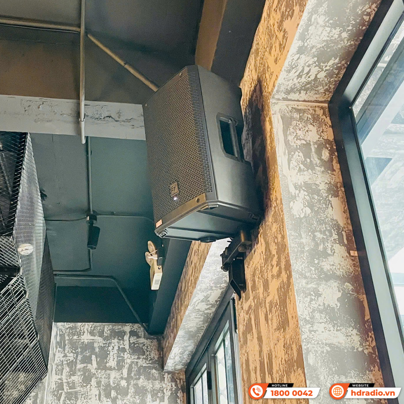 Lắp đặt hệ thống âm thanh cực chất trị giá hơn 92 triệu đồng cho quán Pub của anh Chiến