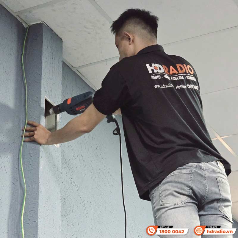 Lắp đặt hệ thống âm thanh cực chất trị giá gần 18 triệu đồng cho quán Quán Bi-a của anh Thông