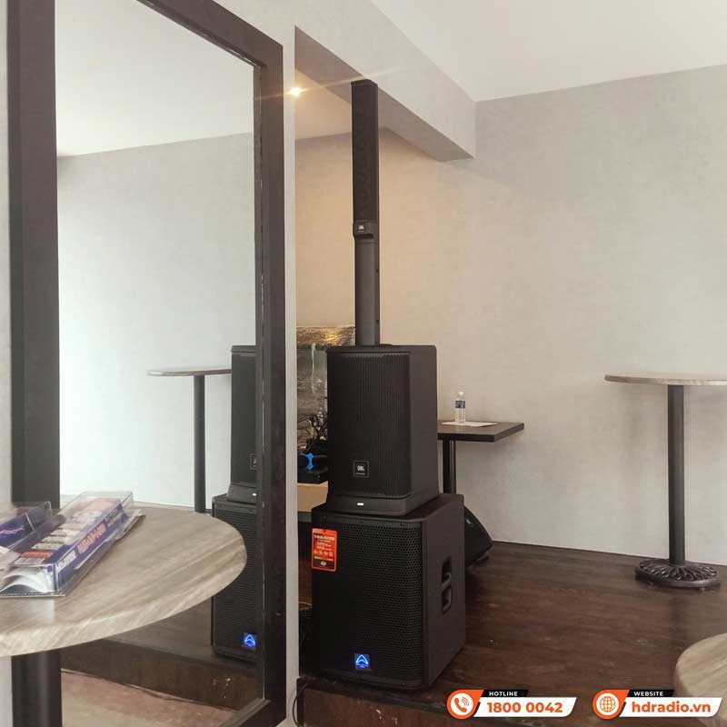 Lắp đặt hệ thống âm thanh karaoke Sân Khấu trị giá hơn 124 triệu đồng cho chị Phượng tại quán Cafe