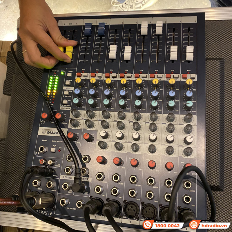 Lắp đặt hệ thống âm thanh karaoke Sân Khấu trị giá hơn 45 triệu đồng tại quán Cafe Aloha