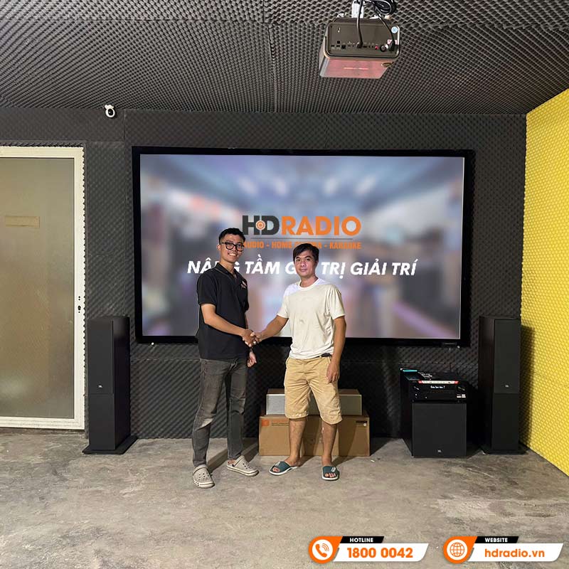 Lắp đặt hệ thống âm thanh trình chiếu cho anh Nguyên ở Khánh Hoà