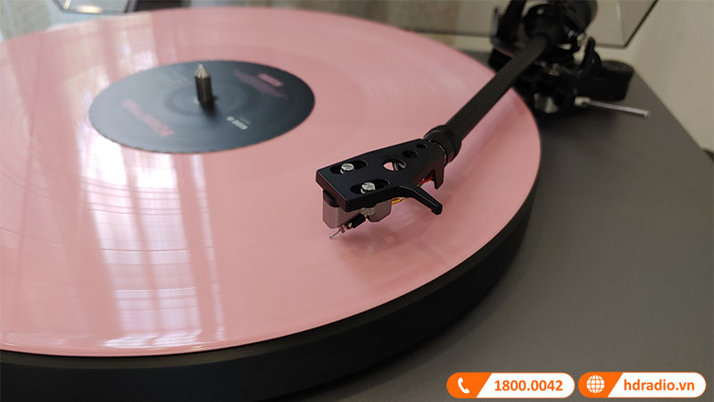 ảnh thực tế dàn nghe nhạc trị giá hơn 142 triệu của anh Đạt