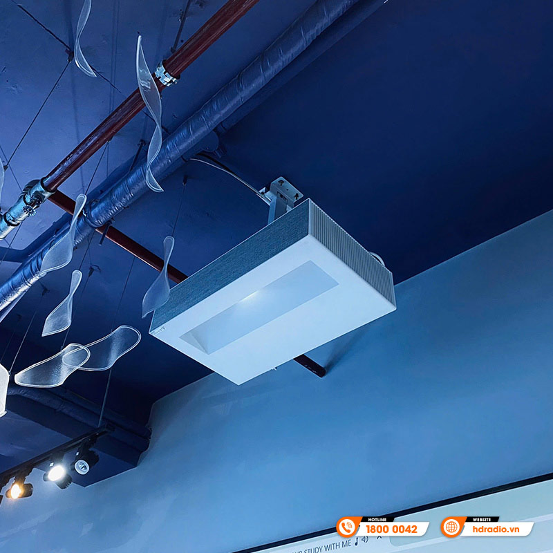 Máy chiếu LG CineBeam Laser 4K HU715QW