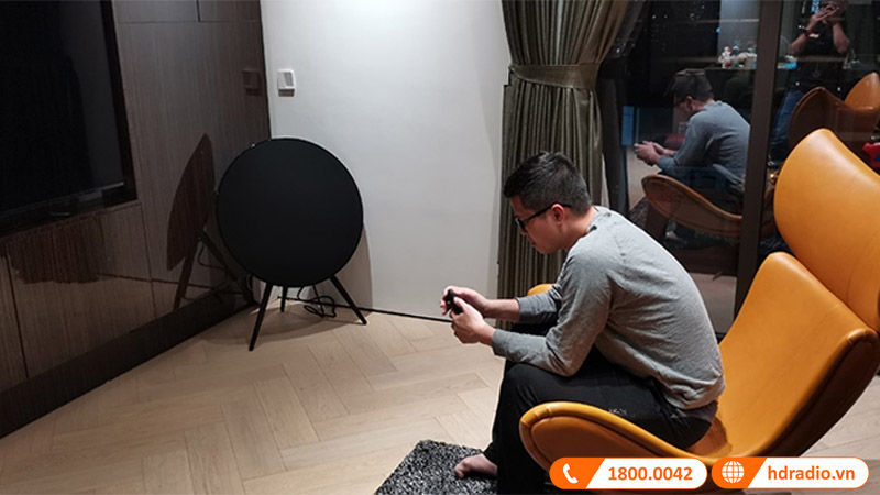 Lắp đặt loa B&O Beoplay A9 Black G4 GVA trị giá gần 80 triệu đồng cho anh Hiếu ở quận Tây Hồ, Hà Nội