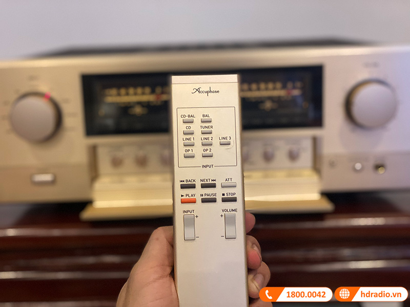 Amply Accuphase E380-9