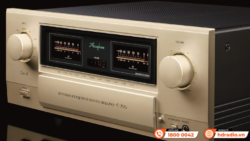 Amply Accuphase E-700