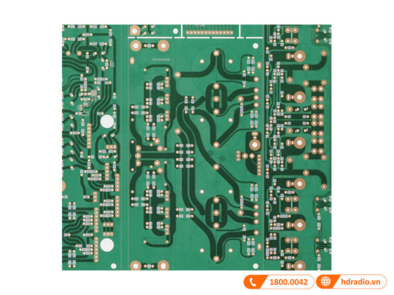 L-550AXII có bảng mạch tối ưu chất lượng âm thanh