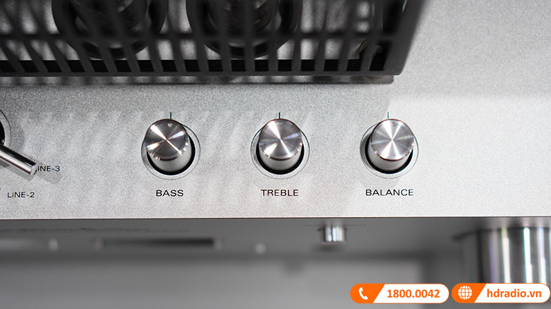 ảnh thực tế Amply Luxman SQ-N150