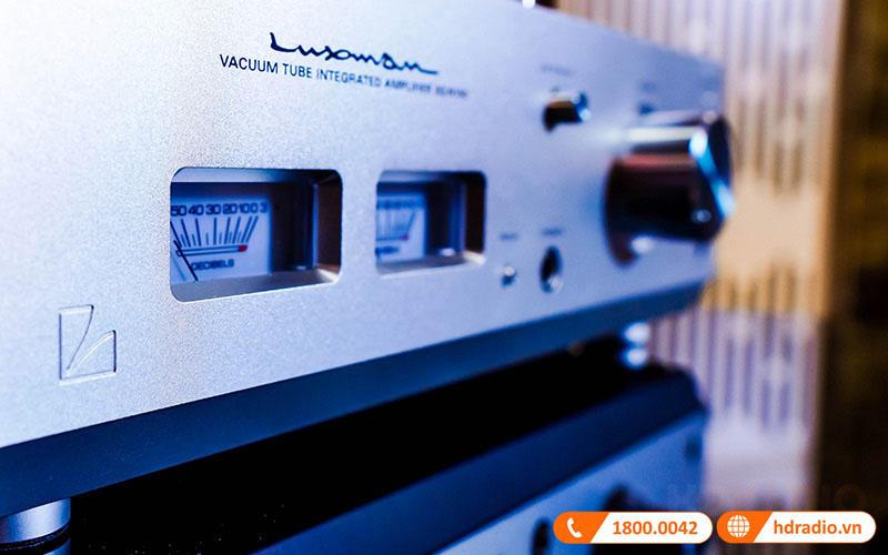 mặt trước Amply đèn Luxman SQ-N150