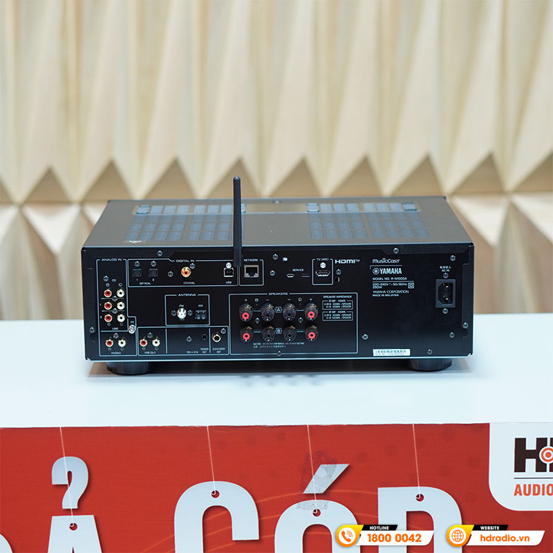 Amply Yamaha R-N1000A