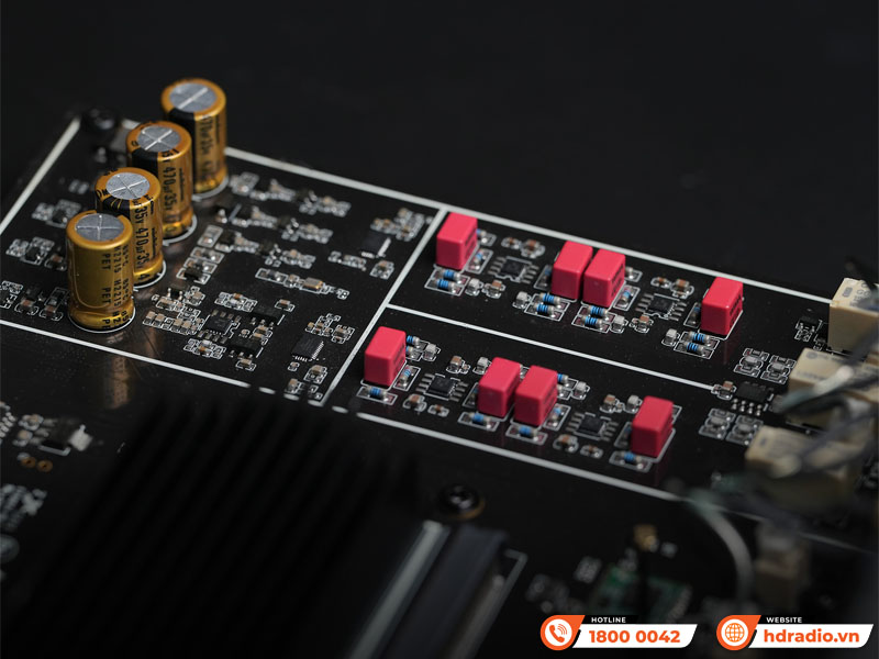 Music server + Network Streamer + DAC + Preamp Eversolo DMP A6 Gen 2