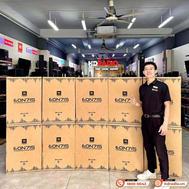 Loa JBL Eon 715, Bass 40cm, Công suất (1300W Peak, 650W RMS) Mixer 3 kênh, LCD, Bluetooth, XLR-2